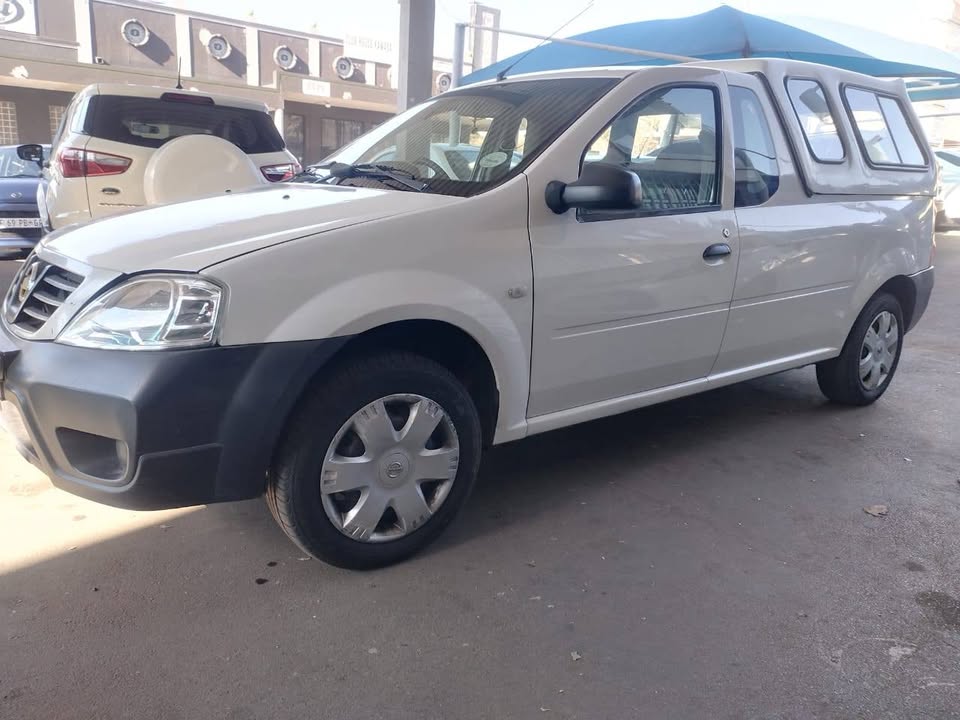 Nissan np200 1.6