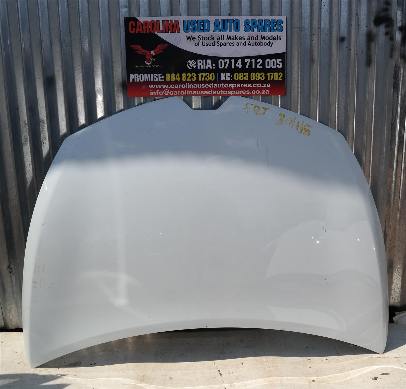Renault Clio 4 bonnet - Private Seller Renault Clio 4 bonnet - Private Seller