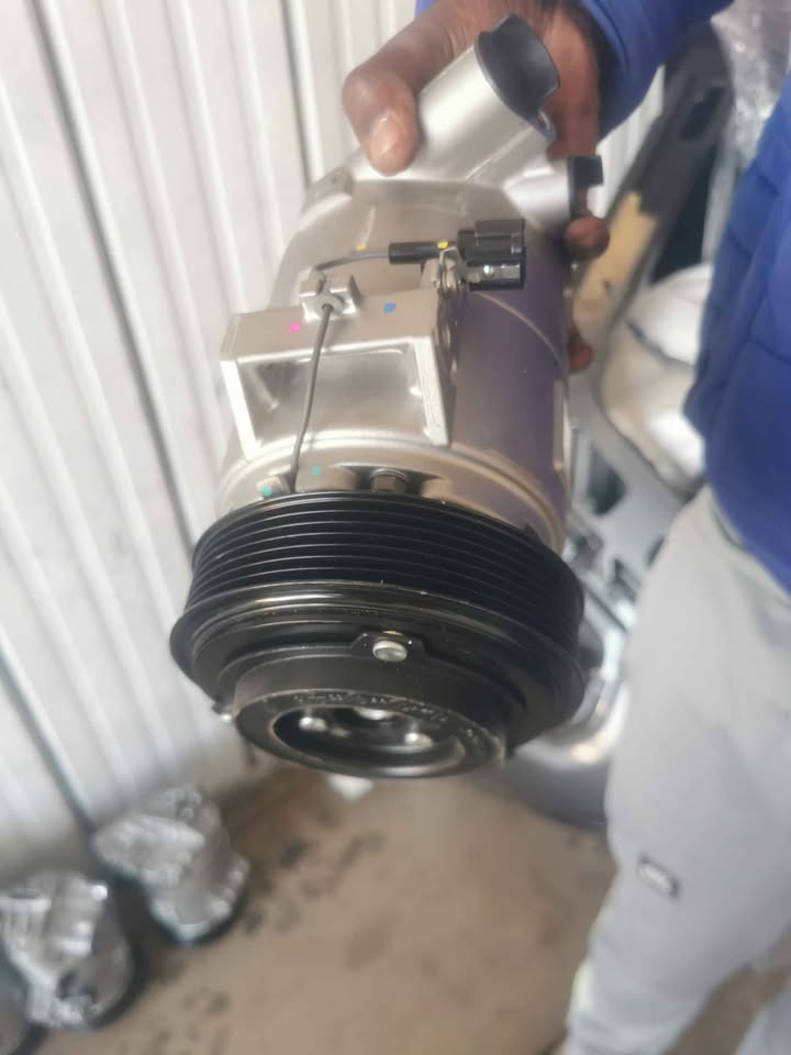 Nissan Np300 Aircon pump - Private Seller Nissan Np300 Aircon pump - Private Seller