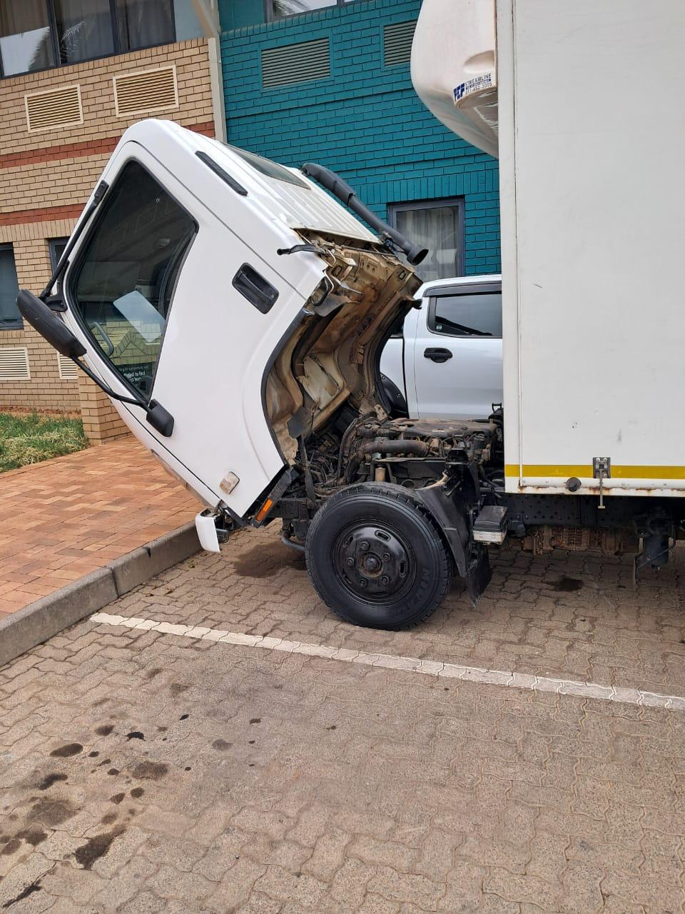 Isuzu truck