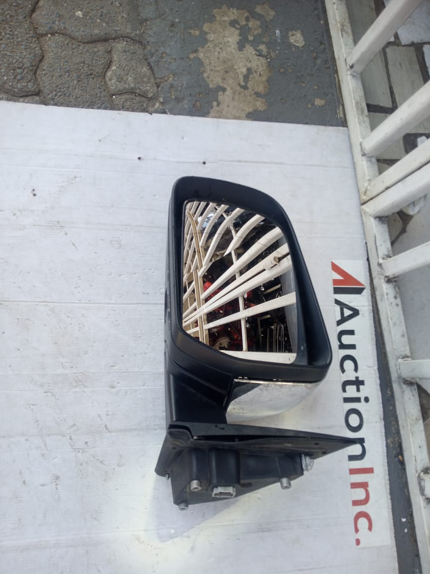 2015-2021 FORD EVEREST AND FORD RANGER T7 T8 SIDE MIRRO FOR SALE - Private Seller