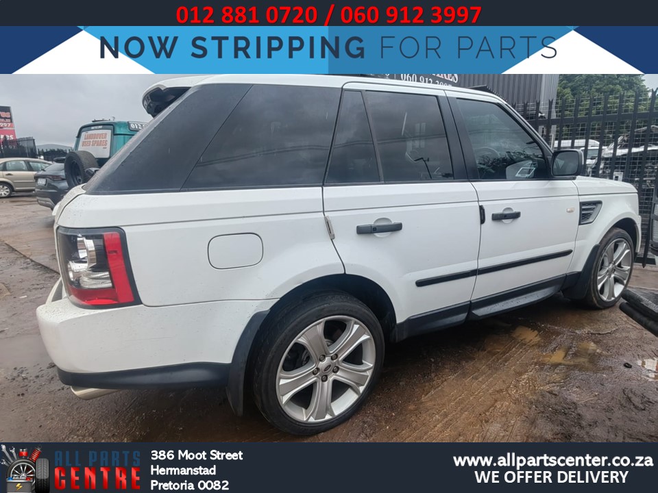 Stripping for Spares 2011 Land Rover Range Rover Supercharged 5.0 V8 Petrol auto