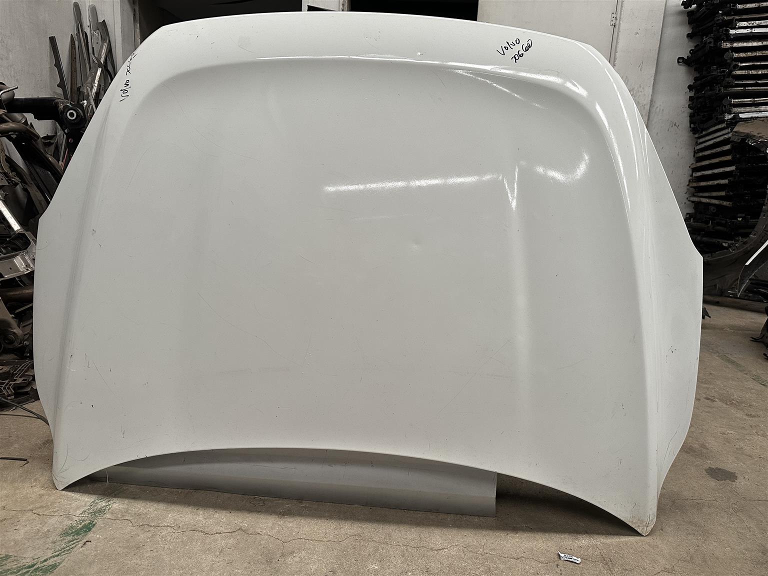 2015 Volvo Xc60 Bonnet - Private Seller 2015 Volvo Xc60 Bonnet - Private Seller
