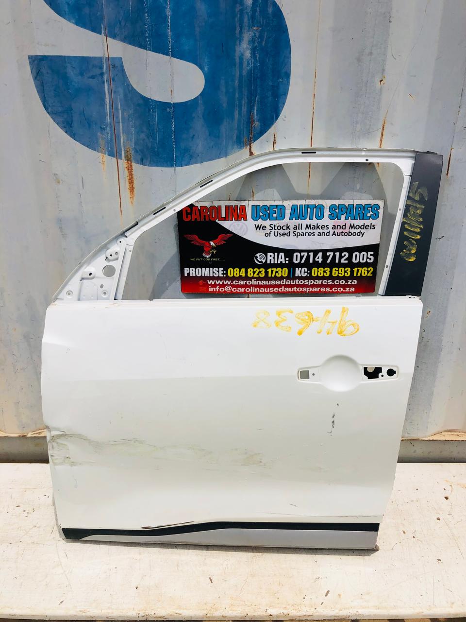 Used Nissan Magnite left side front door with trimming (2020) for