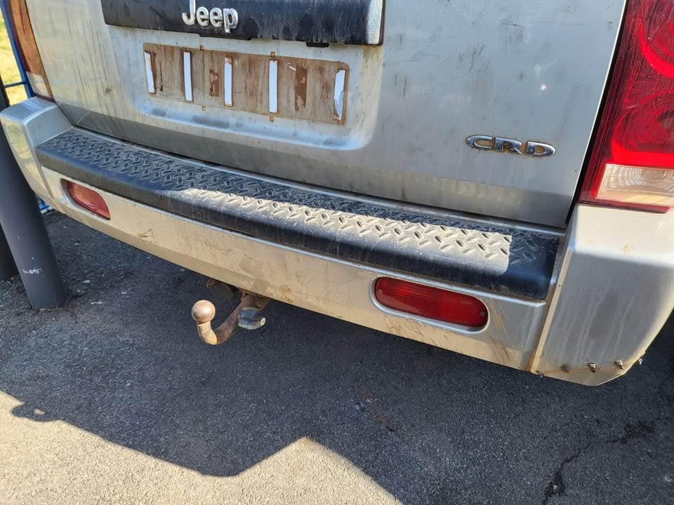 2007 JEEP COMMANDER 3.0 CRD STRIPPING FOR SPARES CALL OR WHATSAPP  or - Private Seller