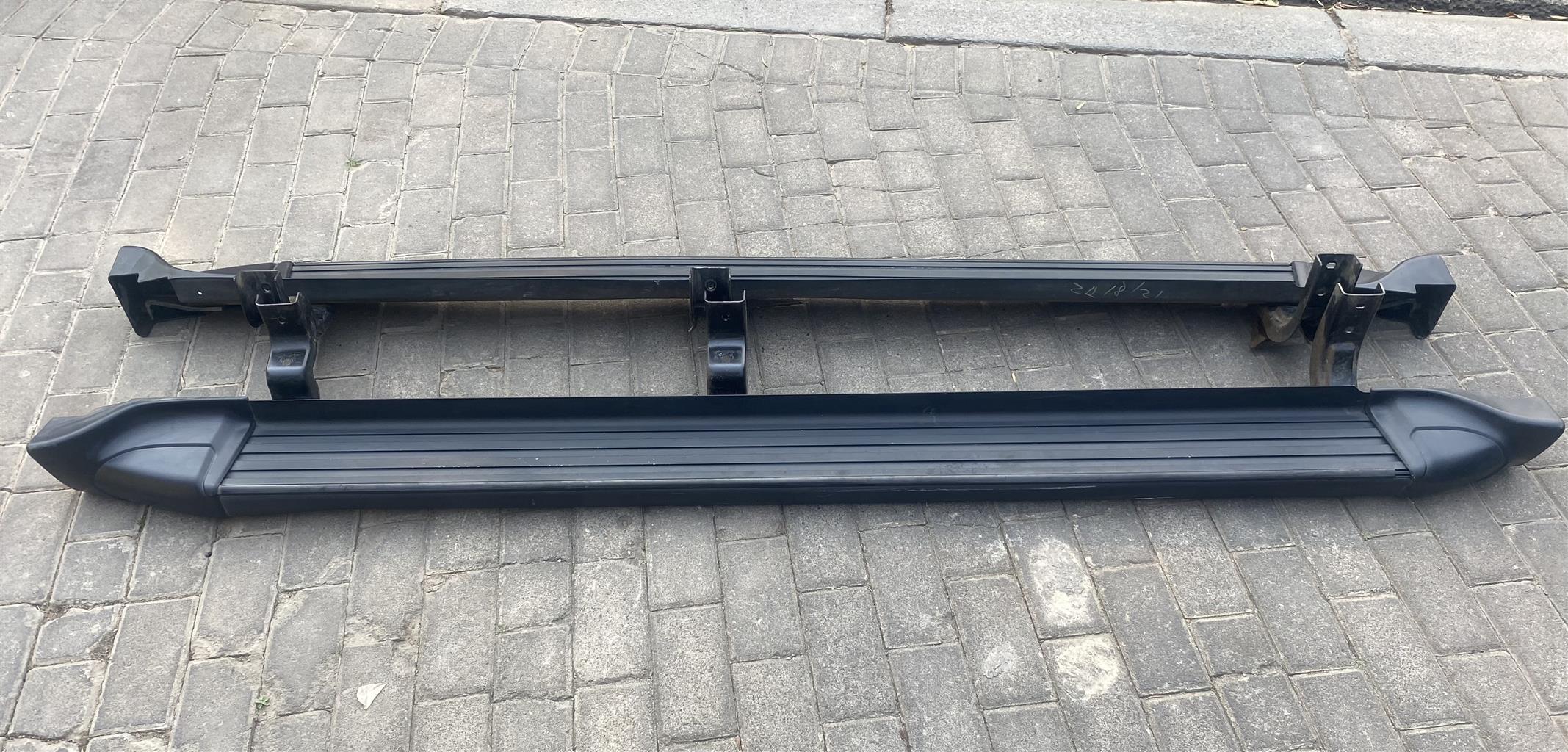 2023 ISUZU D-MAX DOUBLE CAB SIDE STEPS FOR SALE. OEM IN EXCELLENT CONDITION - Private Seller 2023 ISUZU D-MAX DOUBLE CAB SIDE STEPS FOR SALE. OEM IN EXCELLENT CONDITION - Private Seller