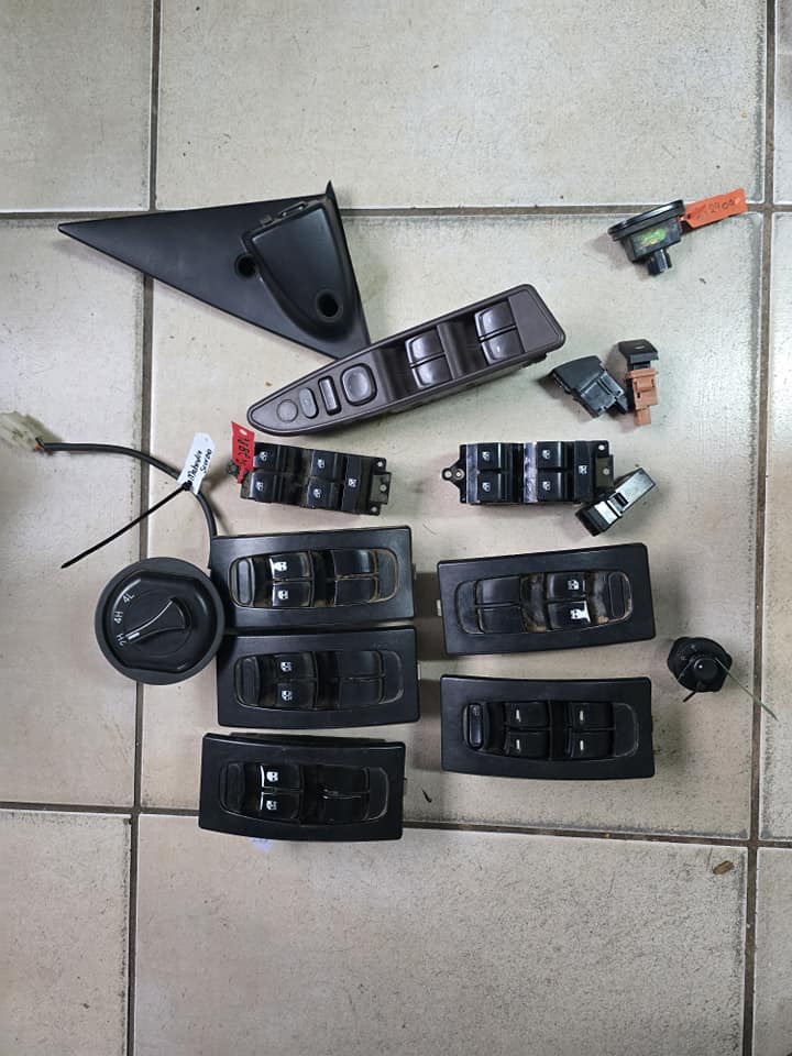 Mahindra Scorpio/Xuv500/Kuv 100 Varuos Window Switches For Sale - Private Seller Mahindra Scorpio/Xuv500/Kuv 100 Varuos Window Switches For Sale - Private Seller