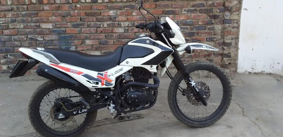 Bike: 250cc xplode semi offroad 2013 Papers in order licens disc up to date Contact Johan - Private Seller