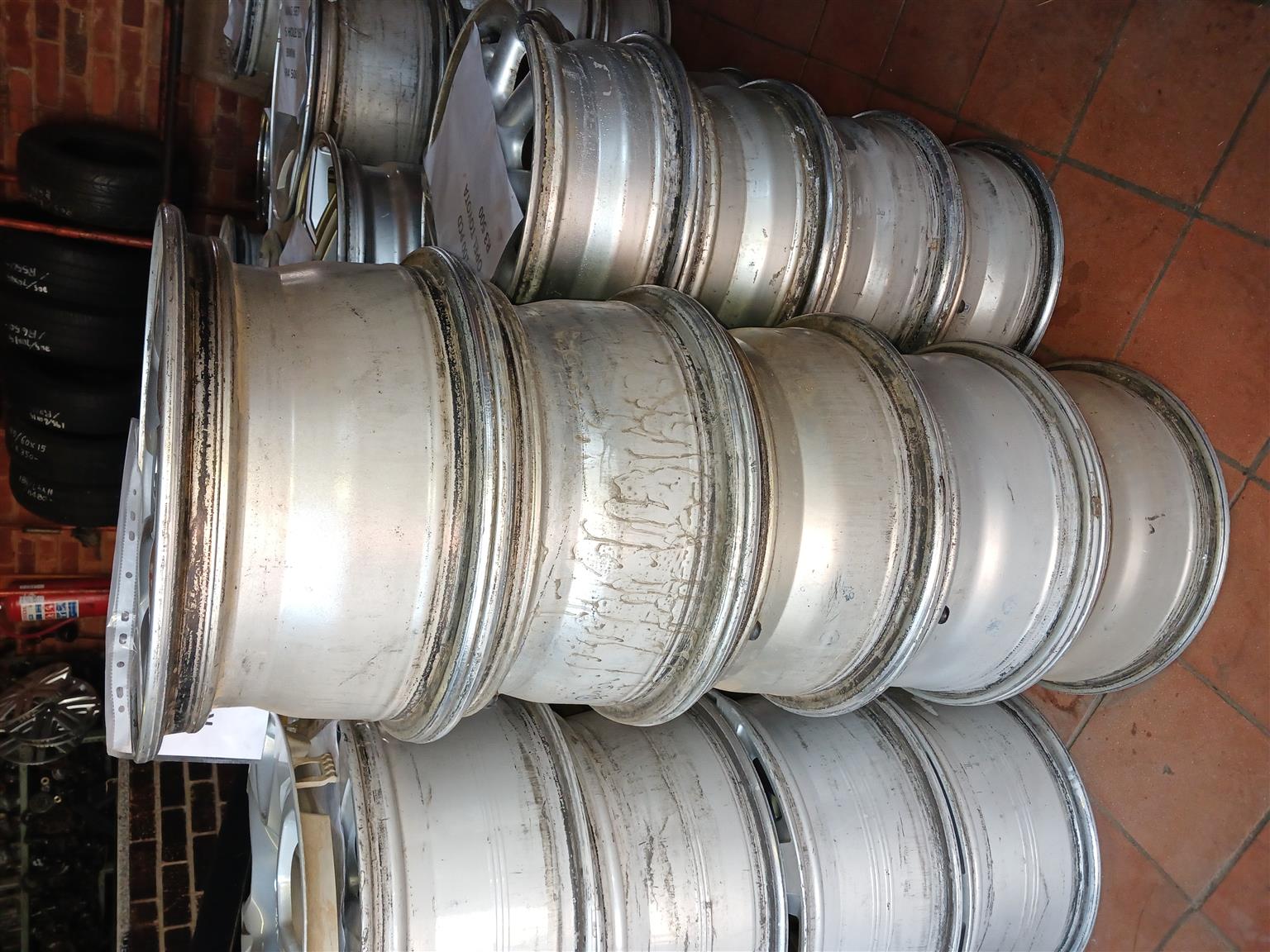 Toyota Hilux D4D Mags - Private Seller