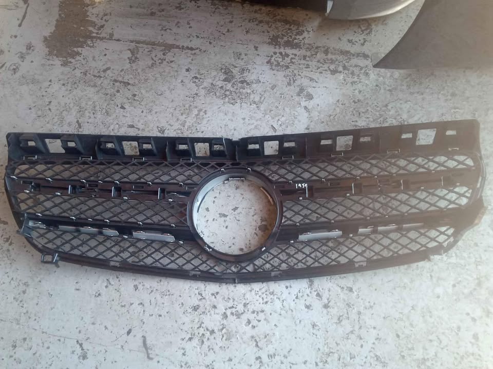 Mercedes Benz A class w276 grill