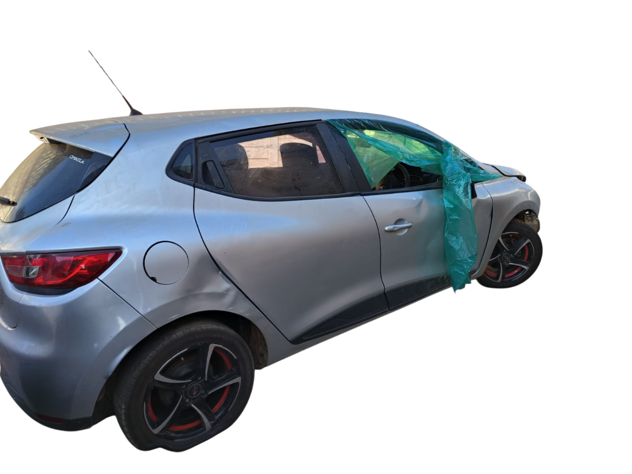 RENAULT CLIO STRIPPING FOR SPARES!!!! - Private Seller