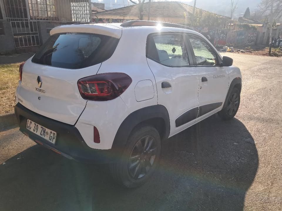 Renault Kwid Climber 1.0 Automatic  2024