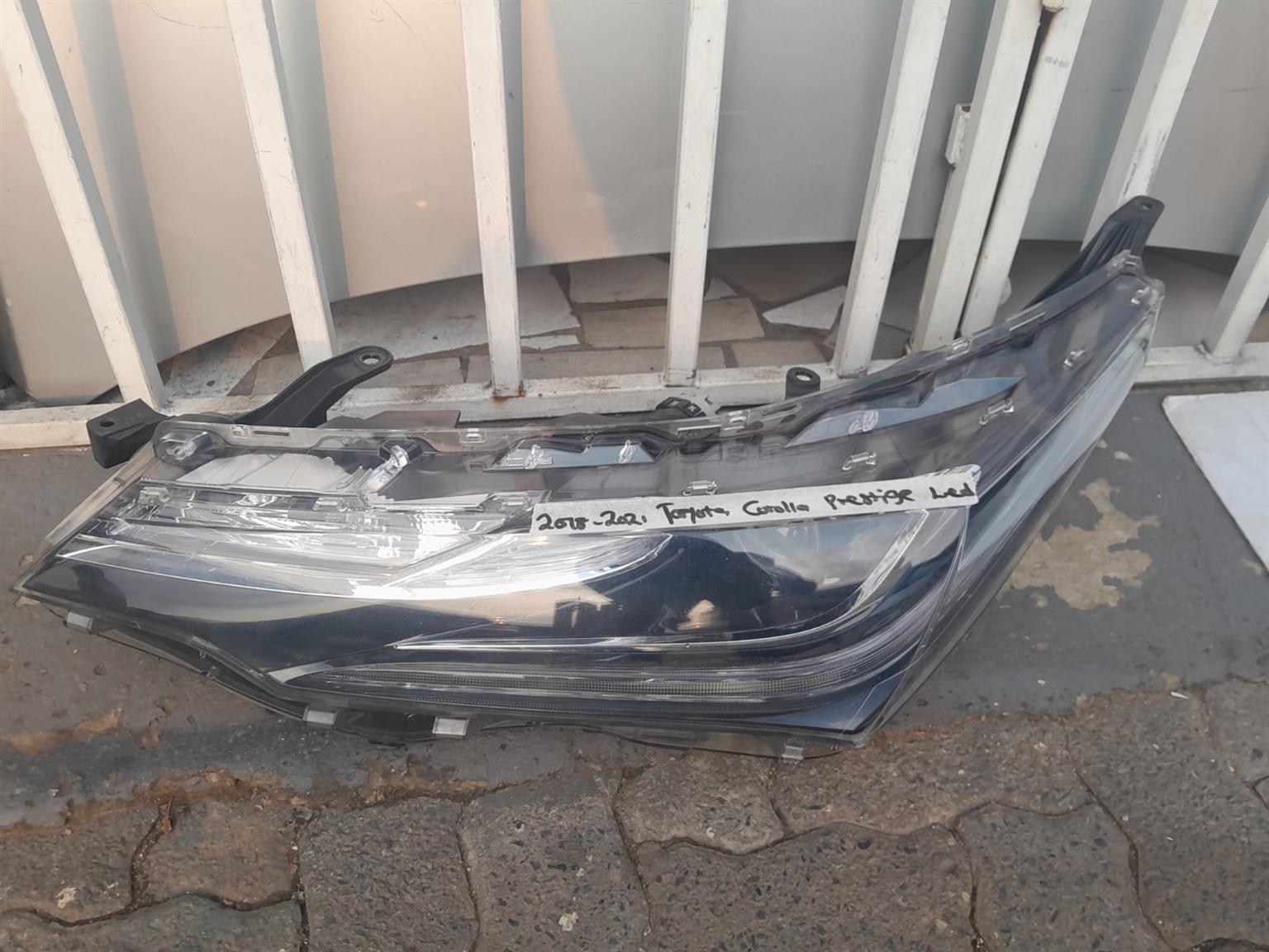 2018-2021 TOYOTA COROLLA PRESTIGE LEFT SIDE HEADLIGHT LED FOR SALE - Private Seller 2018-2021 TOYOTA COROLLA PRESTIGE LEFT SIDE HEADLIGHT LED FOR SALE - Private Seller