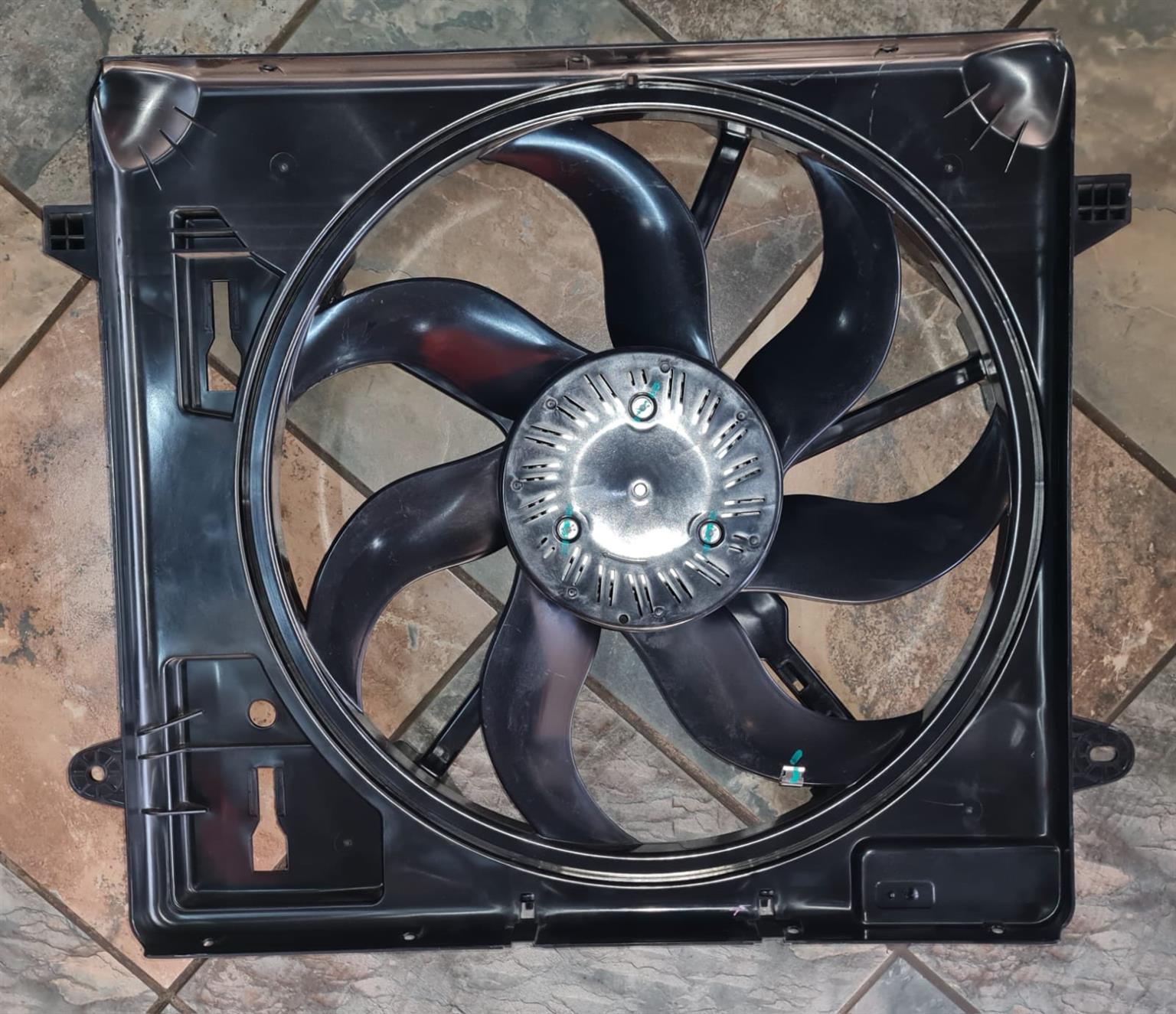 JEEP WRANGLER RADIATOR FAN - Private Seller JEEP WRANGLER RADIATOR FAN - Private Seller