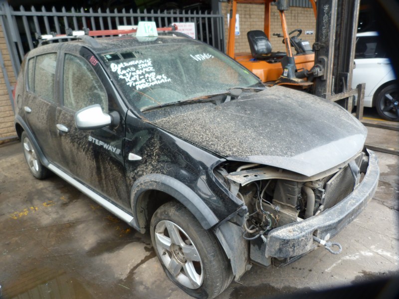 Renault Sandero 1.6 Stepway Manual - 2013 STRIPPING FOR SPARES - Private Seller Renault Sandero 1.6 Stepway Manual - 2013 STRIPPING FOR SPARES - Private Seller