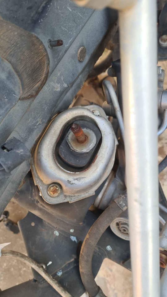 Bmw e53 x5 engine mountings - Private Seller Bmw e53 x5 engine mountings - Private Seller