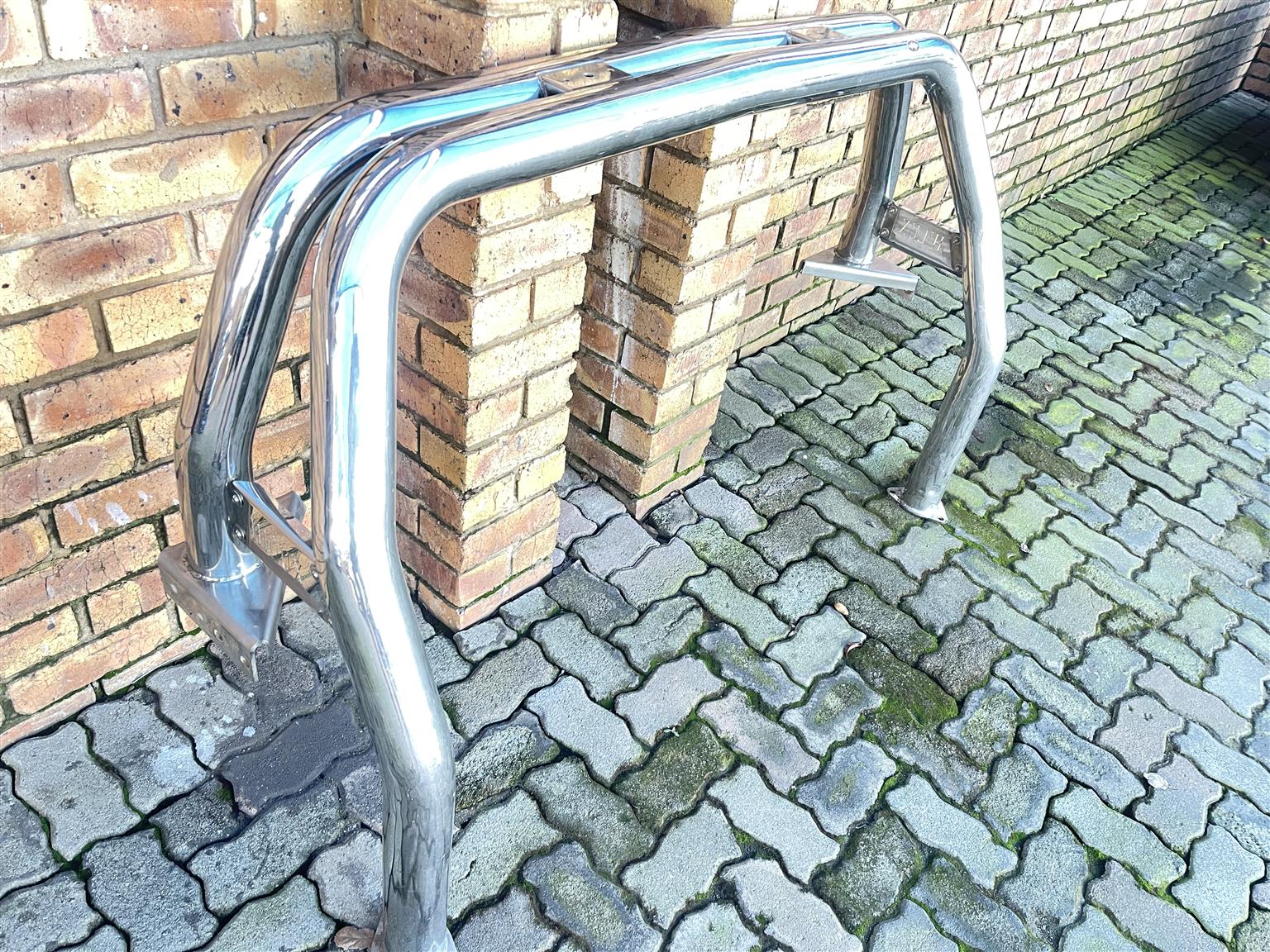 roll bar for toyota hilux d/c d4d - Private Seller