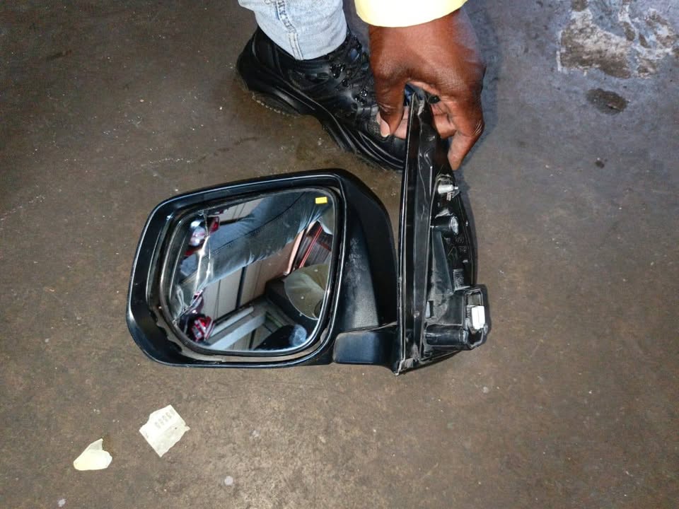 Isuzu D-Max left mirror - Private Seller