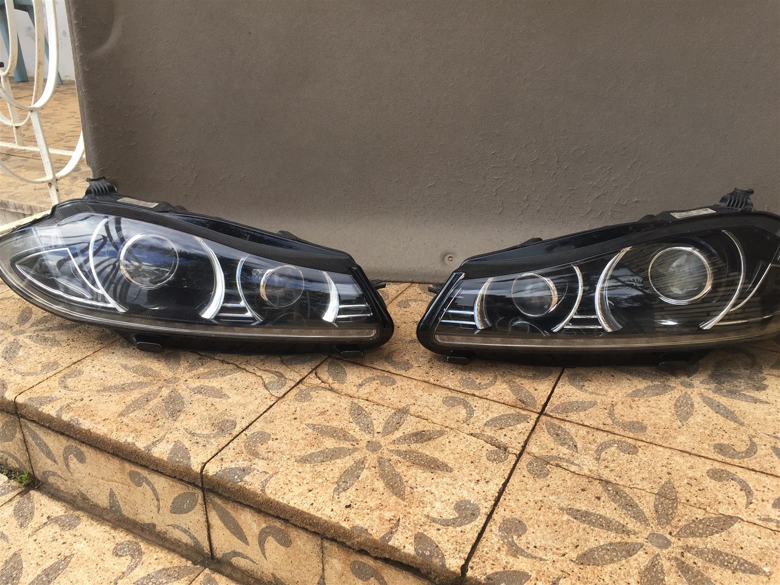 jaguar xf headlights