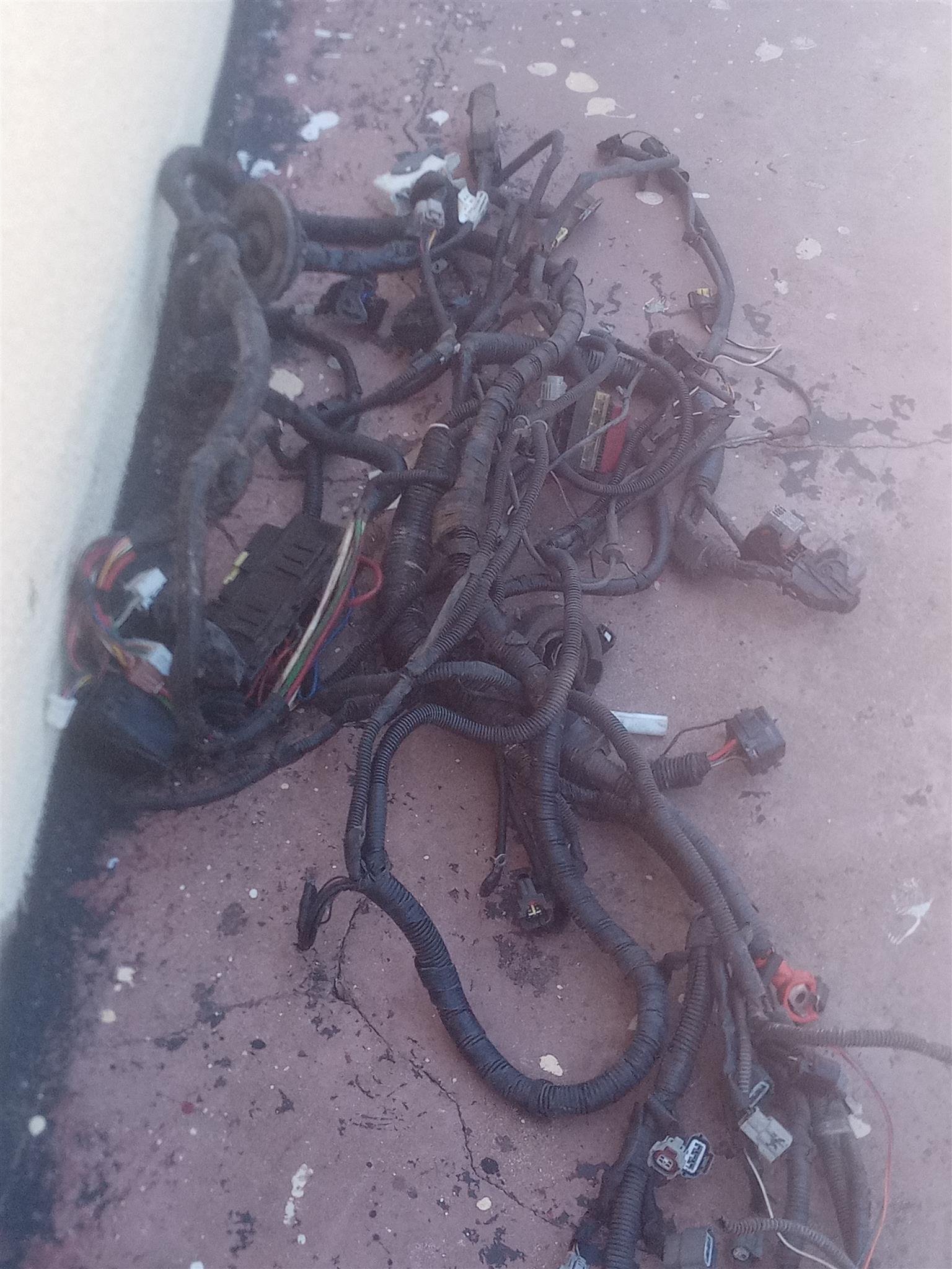 Nissan tiida engine wiring - Private Seller