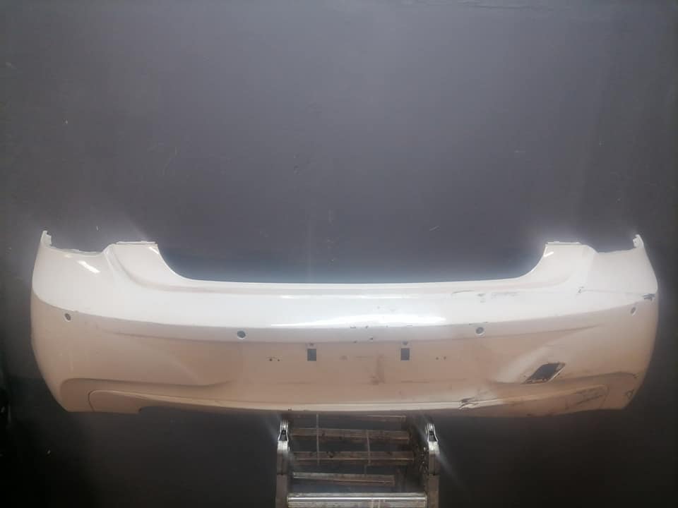 BMW 1-series F20 white rear bumper DM or contact number in the description for assistance. - Private Seller BMW 1-series F20 white rear bumper DM or contact number in the description for assistance. - Private Seller