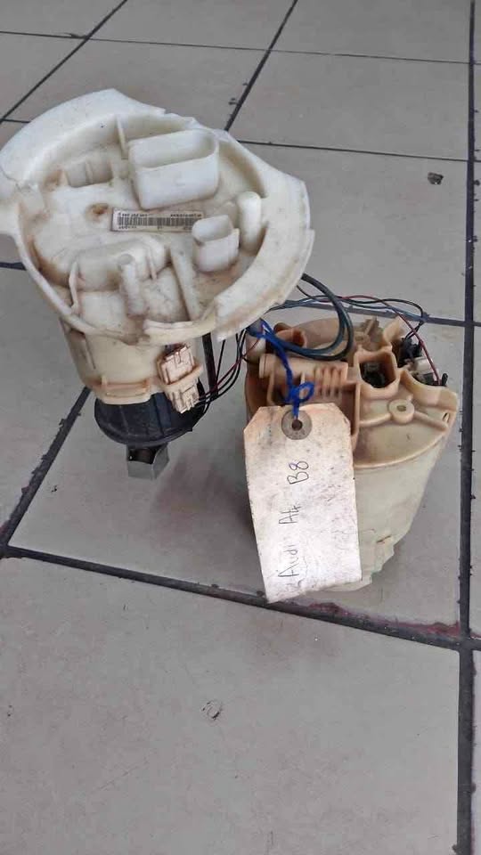 Audi A4 B8 fuel pump selling - Private Seller Audi A4 B8 fuel pump selling - Private Seller