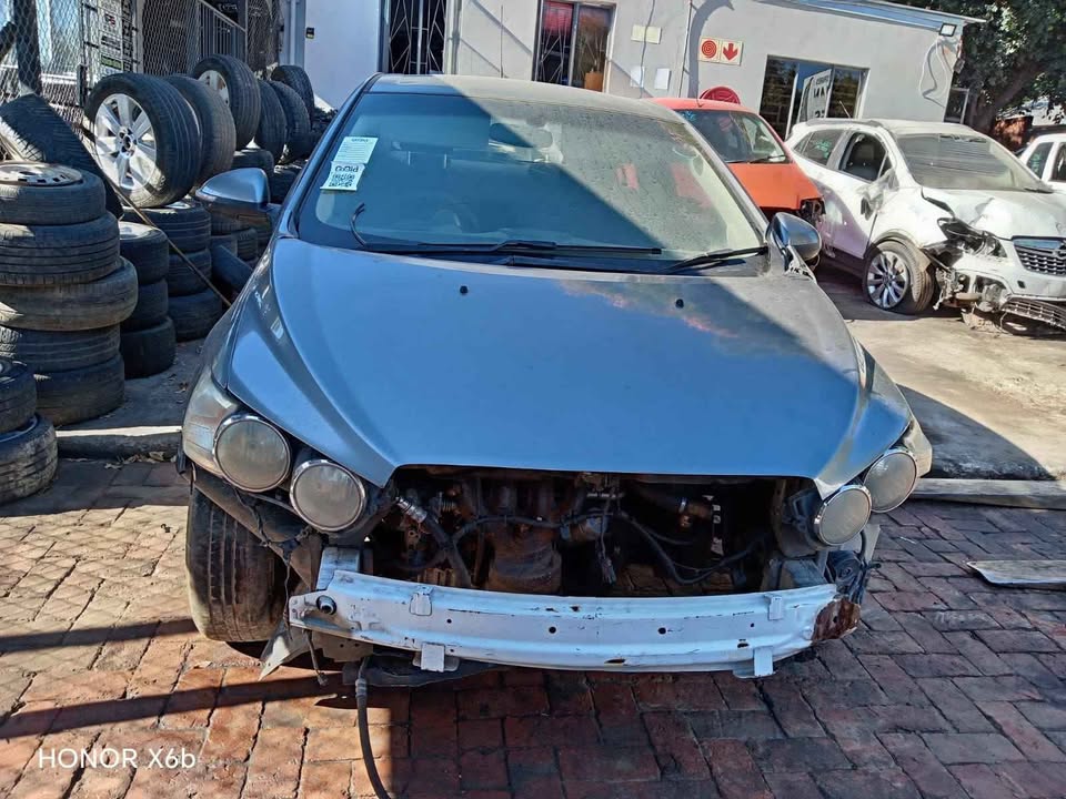 Stripping Chev sonic 1.6 2013 Sedan Manual for Spares - Private Seller