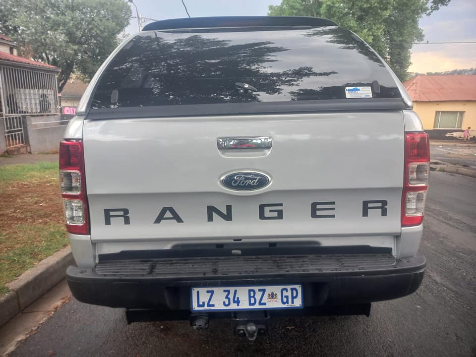 2013 FORD RANGER D-CAB 2.2 DIESEL, MANUAL, SILVER COLOR, MILEAGE 125000KMS CANOPY.