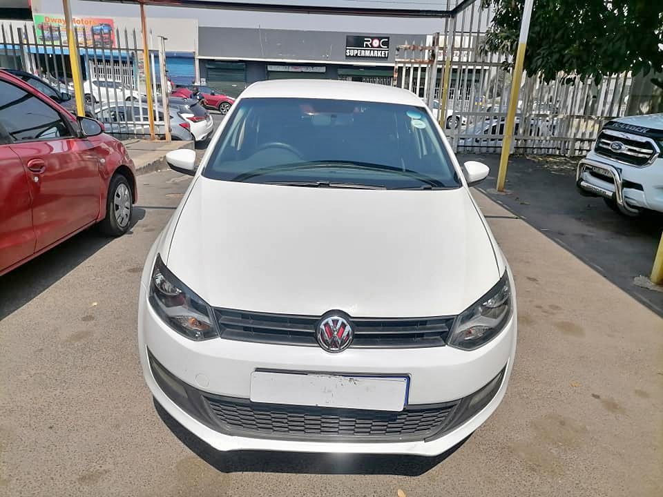 2010 Volkswagen polo 6 1.4 Comfortline Hatchback 2010 Volkswagen polo 6 1.4 Comfortline Hatchback