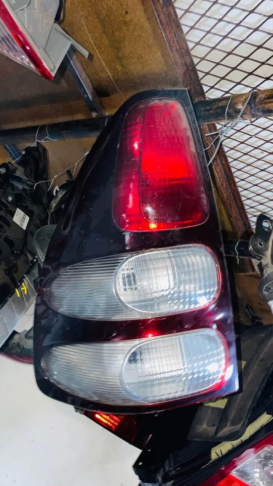 Toyota Land Cruiser Prado J120 taillight 2007 - Private Seller Toyota Land Cruiser Prado J120 taillight 2007 - Private Seller
