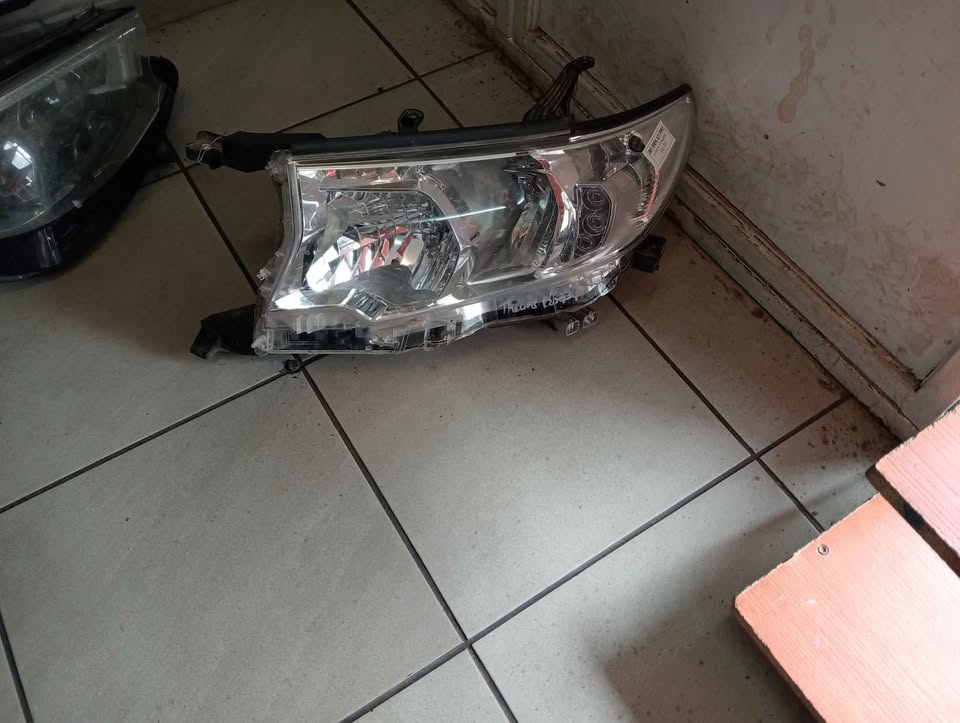 Toyota Land Cruiser Headlight Used Auto Body Spare Parts at Sema Spare Center. - Private Seller Toyota Land Cruiser Headlight Used Auto Body Spare Parts at Sema Spare Center. - Private Seller