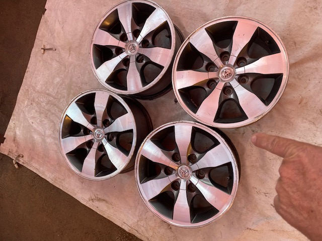 Toyota Hilux Mag Wheels 16" - Private Seller