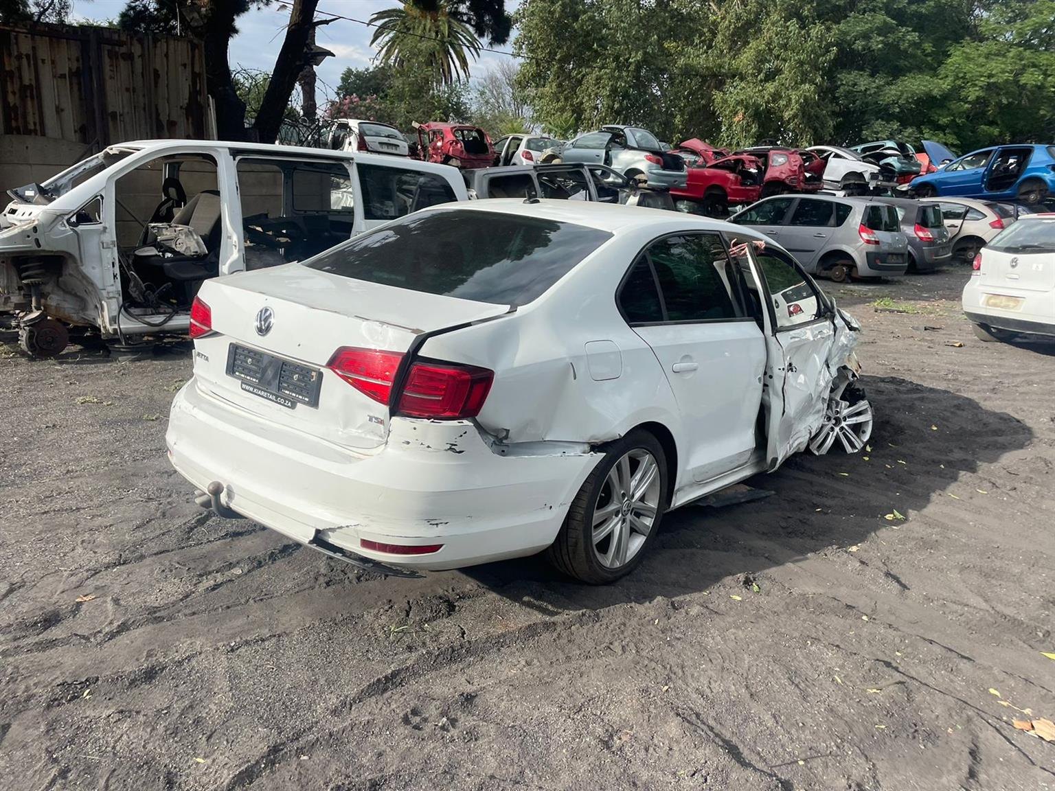 2015 VW JETTA 6 TSi #CZC FOR STRIPPING - Private Seller 2015 VW JETTA 6 TSi #CZC FOR STRIPPING - Private Seller