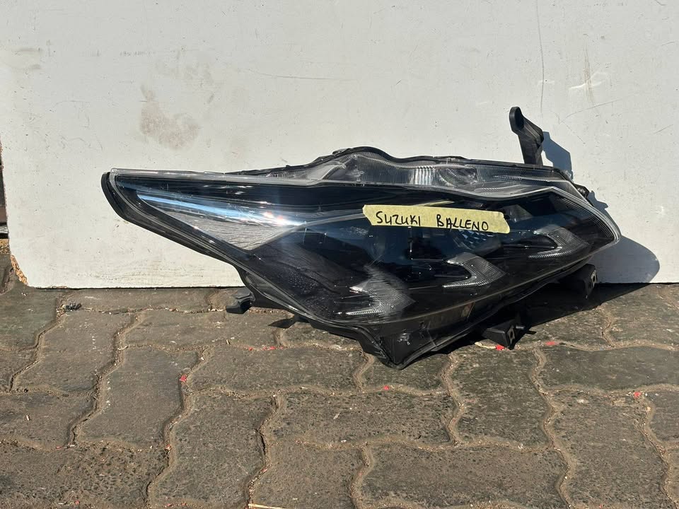 Suzuki Baleno Headlight LED - Private Seller Suzuki Baleno Headlight LED - Private Seller