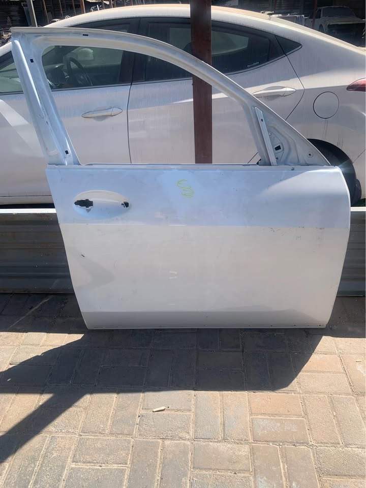 BMW  G07 Front door right side