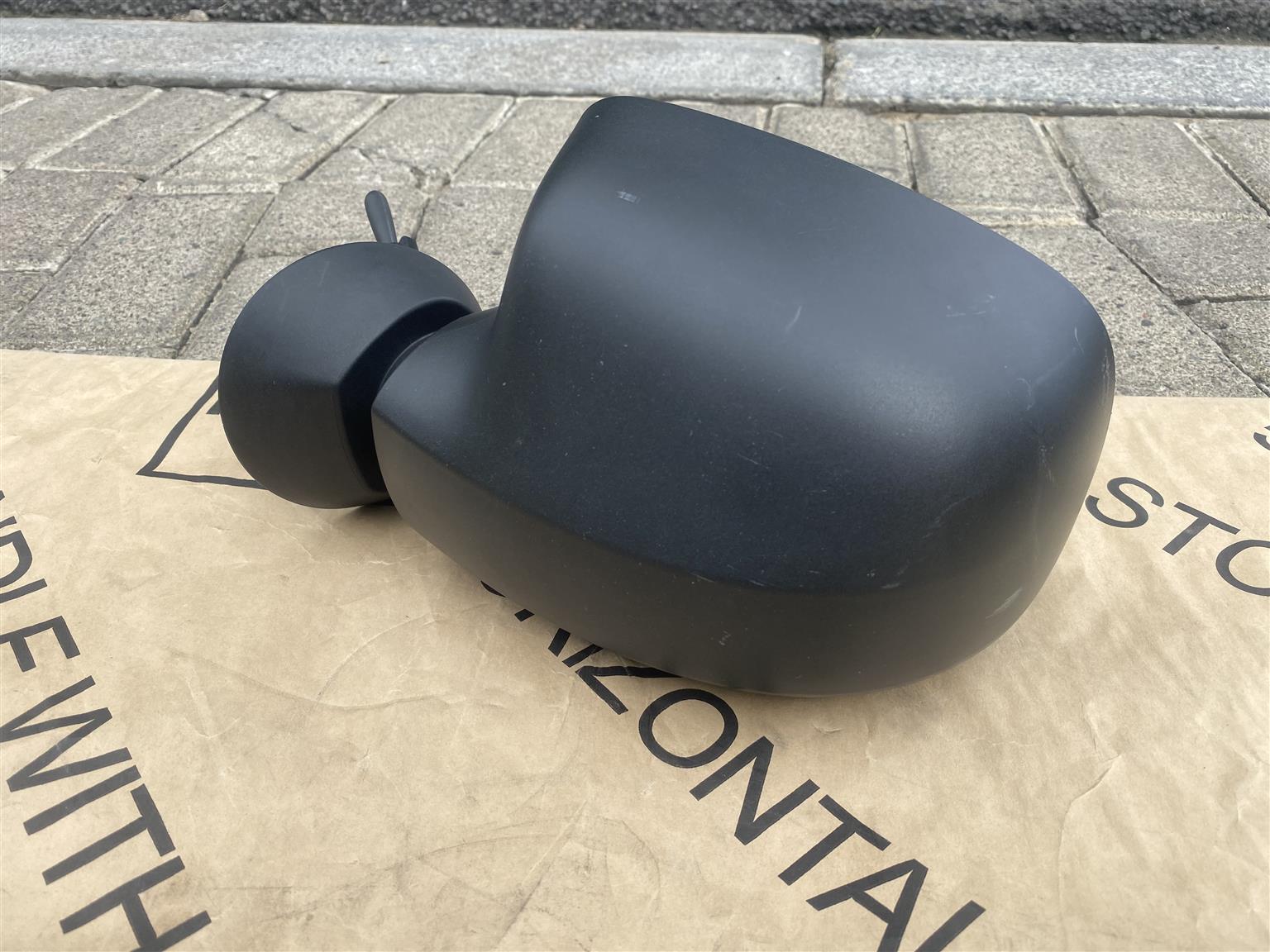 2021 NISSAN NP200 DOOR MIRROR LEFT SIDE FOR SALE. IN PRISTINE CONDITION - Private Seller 2021 NISSAN NP200 DOOR MIRROR LEFT SIDE FOR SALE. IN PRISTINE CONDITION - Private Seller