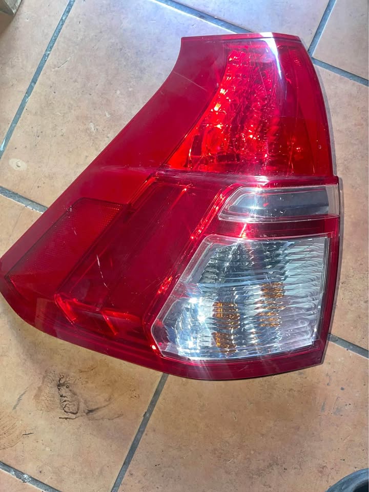 Honda CR-V taillight 2015/17 - Private Seller Honda CR-V taillight 2015/17 - Private Seller