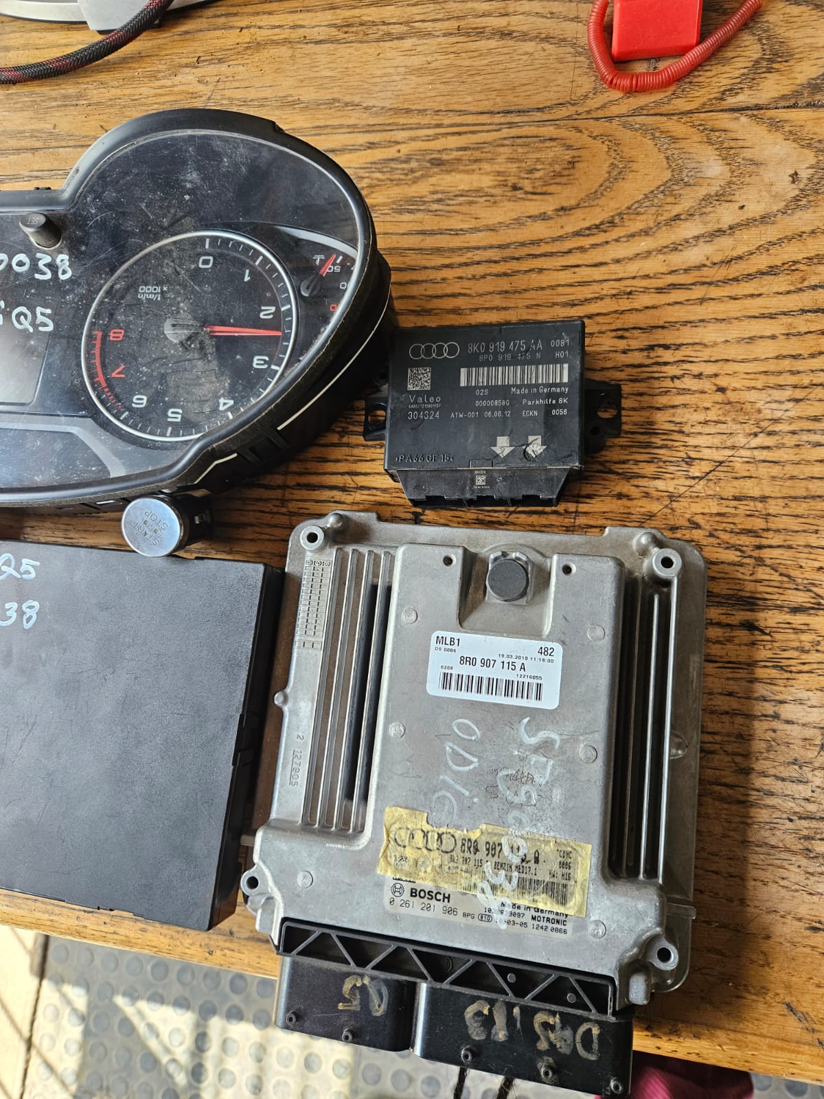 🔑 Audi Q5 2.0L TFSI Petrol Lockset (CDN Engine) – Complete Original Set! 🔑 - Private Seller