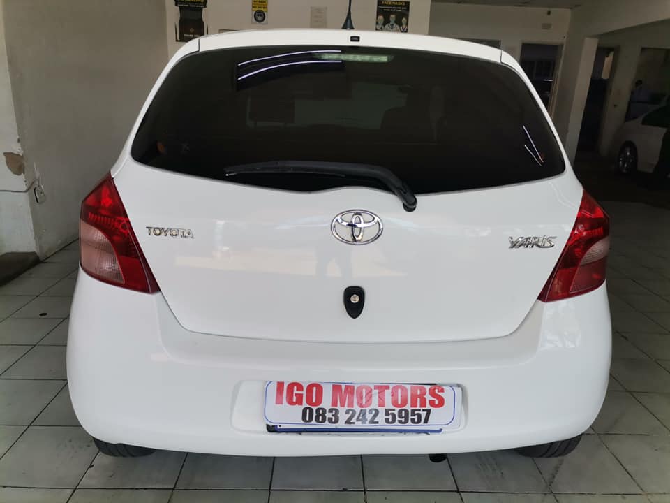 Used Toyota Yaris 1.3 5-door T3 - Private Seller Used Toyota Yaris 1.3 5-door T3 - Private Seller