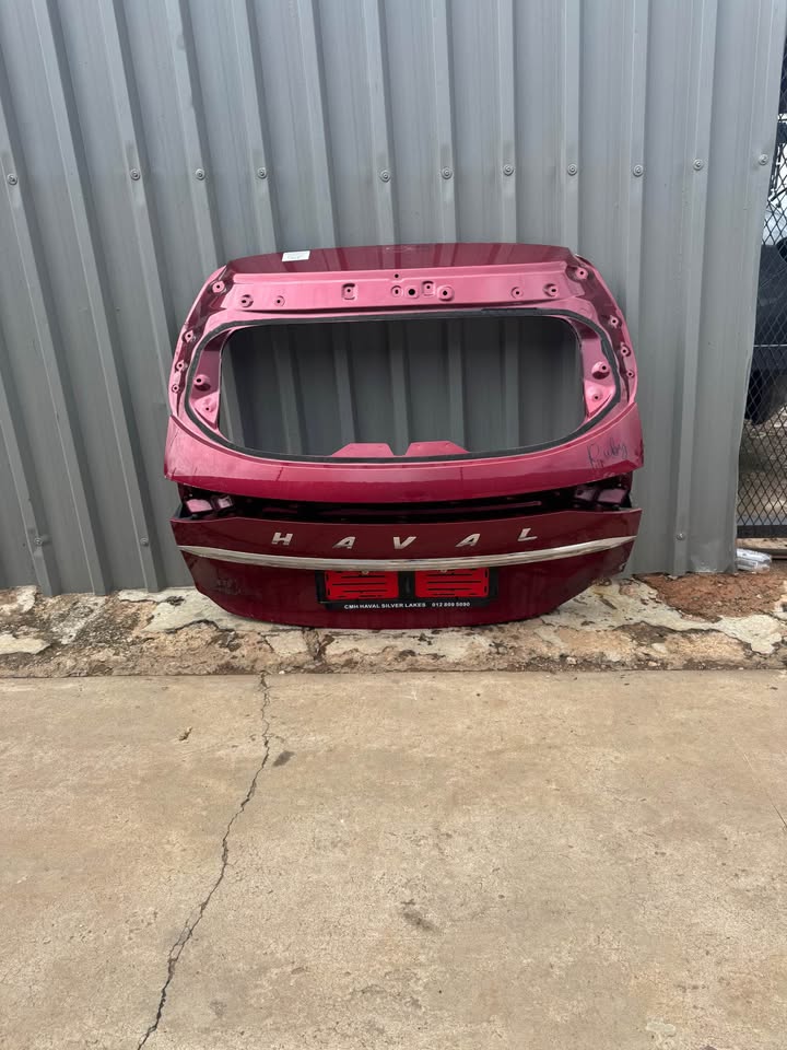 Haval H6 Boot Lid Tailgate Door - Private Seller Haval H6 Boot Lid Tailgate Door - Private Seller