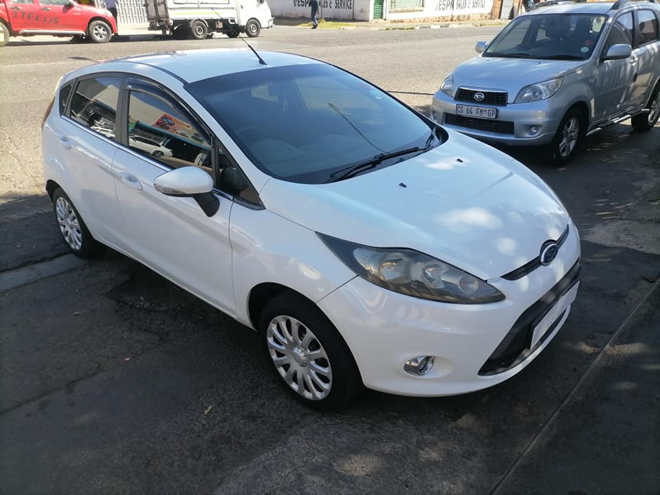 2011 Ford Fiesta 1.4 Hatchback