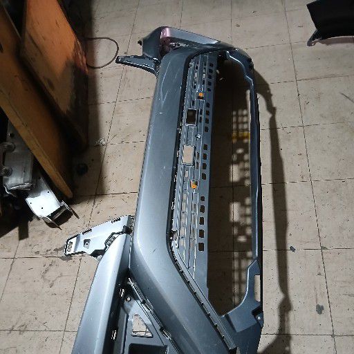 Toyota urban cruiser bumper - Private Seller Toyota urban cruiser bumper - Private Seller