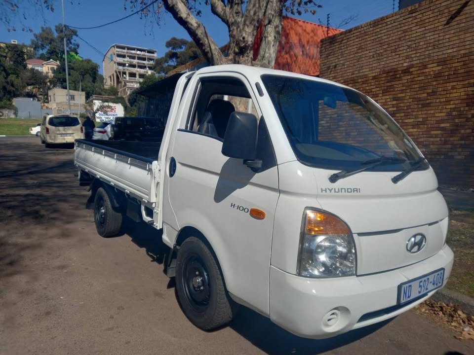 2008 Hyundai H100 Bakkie 2.5 Diesel, Manual, White