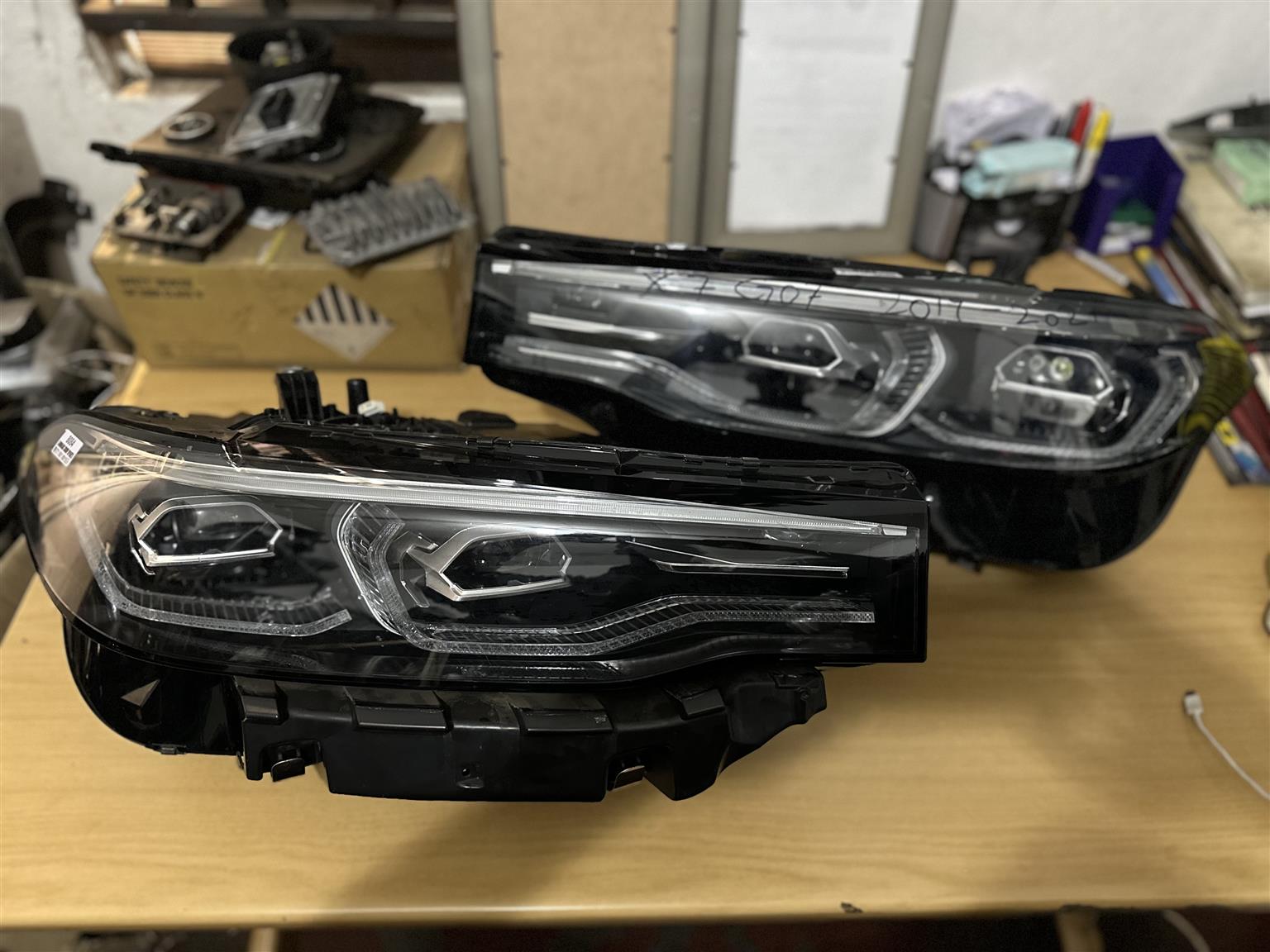 2019-2021 BMW X7 GO7 Headlight - Private Seller 2019-2021 BMW X7 GO7 Headlight - Private Seller
