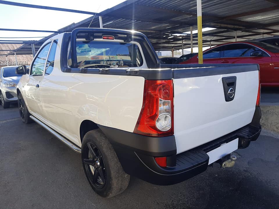 2015 Nissan Np200 1.6i Bakkie