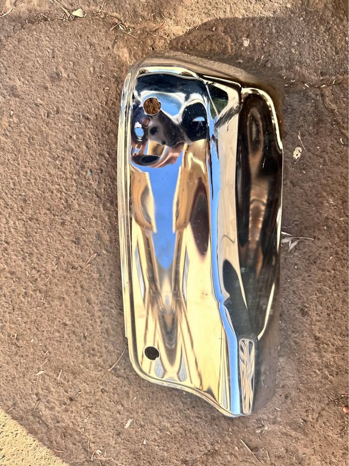 Toyota gd6 right rear bumper chrome - Private Seller