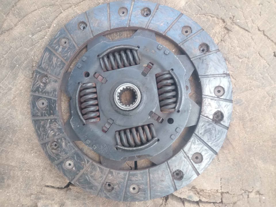 Ford Durateck Fiesta/Figo/Icon 1.6 LUK Clutch and pressure plate - Private Seller Ford Durateck Fiesta/Figo/Icon 1.6 LUK Clutch and pressure plate - Private Seller