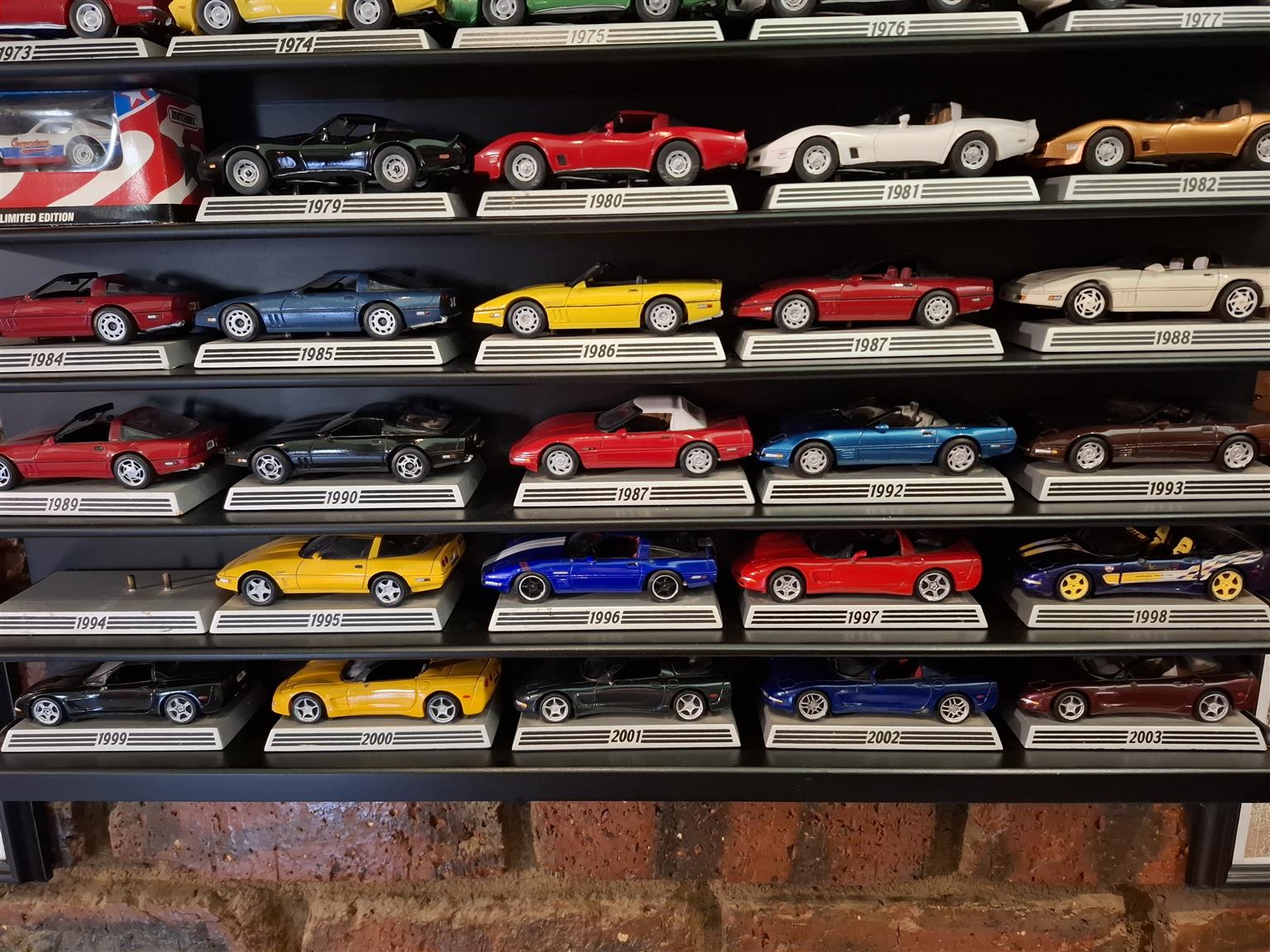Corvette model cars