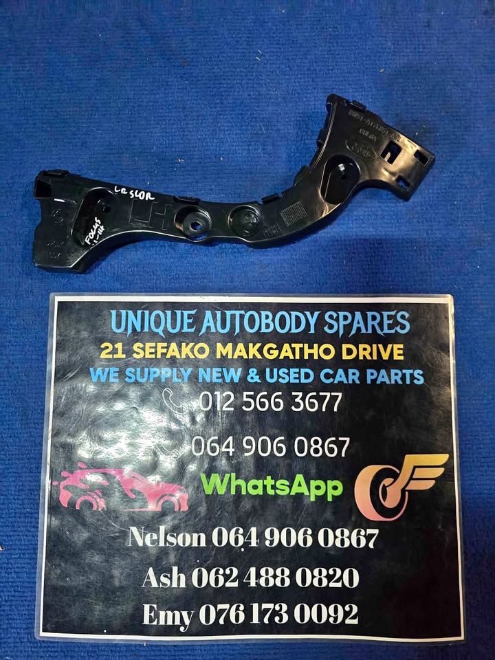 Ford Focus Left Rear Back Bumper Slider - Private Seller Ford Focus Left Rear Back Bumper Slider - Private Seller