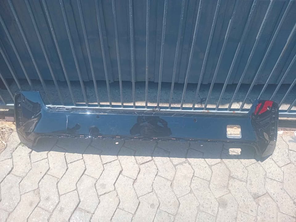 BMW X1 U11 M Sport Rear Bumper Diffuser 2022 On 0 - Private Seller BMW X1 U11 M Sport Rear Bumper Diffuser 2022 On 0 - Private Seller
